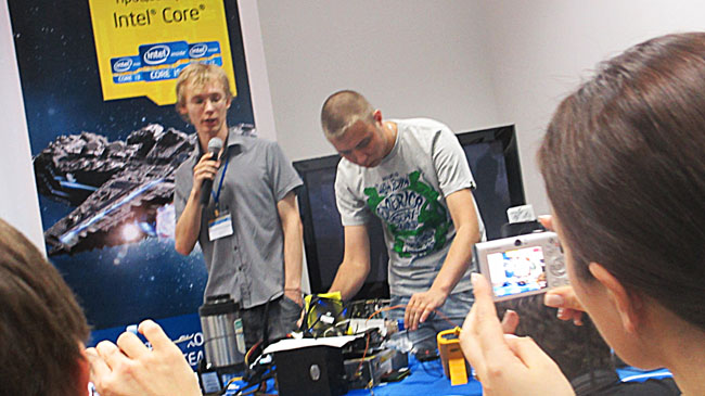 John White & MD5 Intel Xtreme Show