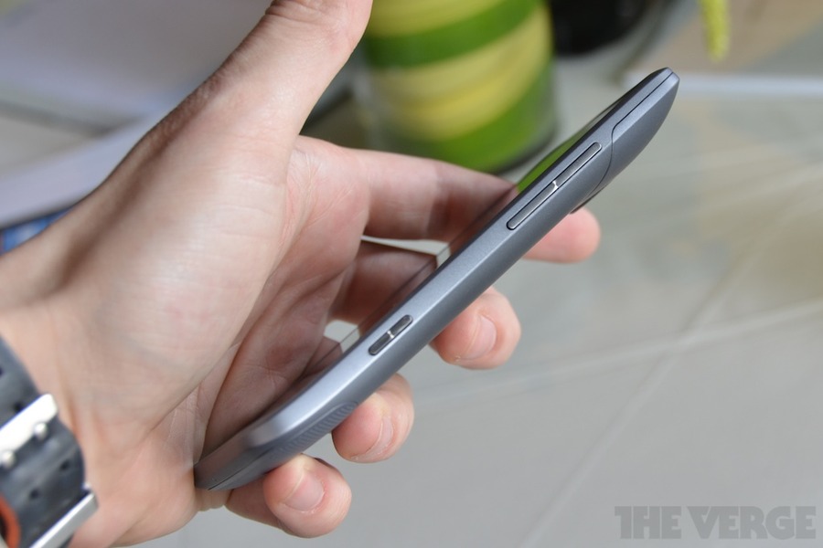 HTC Titan II - новый смартфон на базе Windows Phone 7 Mango